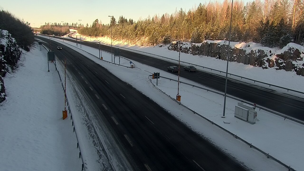 Weather Camera Image Road 1 Lohja, Tervakorpi, puomi länsi, Lohja, Uusimaa