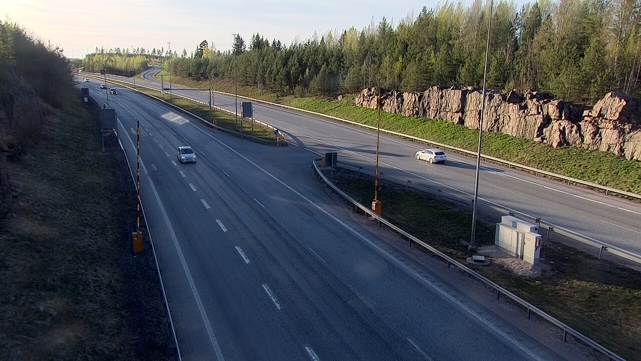 Kelikamerat Kuva Tie 1 Lohja, Tervakorpi, puomi länsi, Lohja, Uusimaa