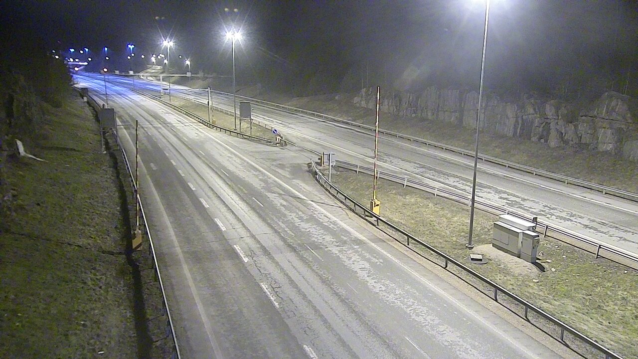 Kelikamerat Kuva Tie 1 Lohja, Tervakorpi, puomi länsi, Lohja, Uusimaa