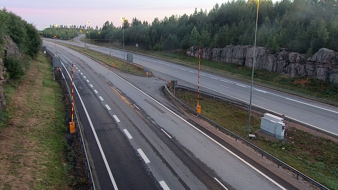 Kelikamerat Kuva Tie 1 Lohja, Tervakorpi, puomi länsi, Lohja, Uusimaa
