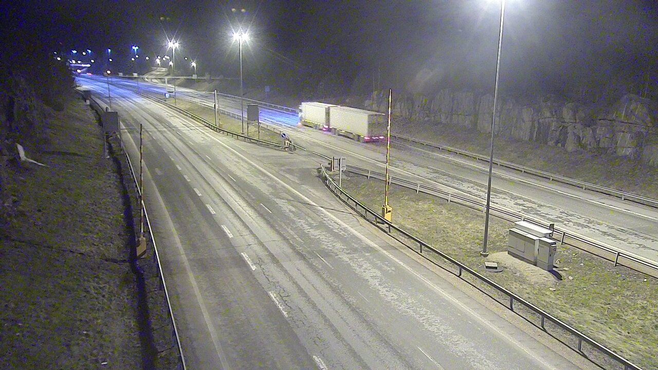 Kelikamerat Kuva Tie 1 Lohja, Tervakorpi, puomi länsi, Lohja, Uusimaa