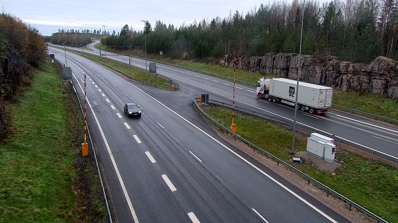 Kelikamerat Kuva Tie 1 Lohja, Tervakorpi, puomi länsi, Lohja, Uusimaa