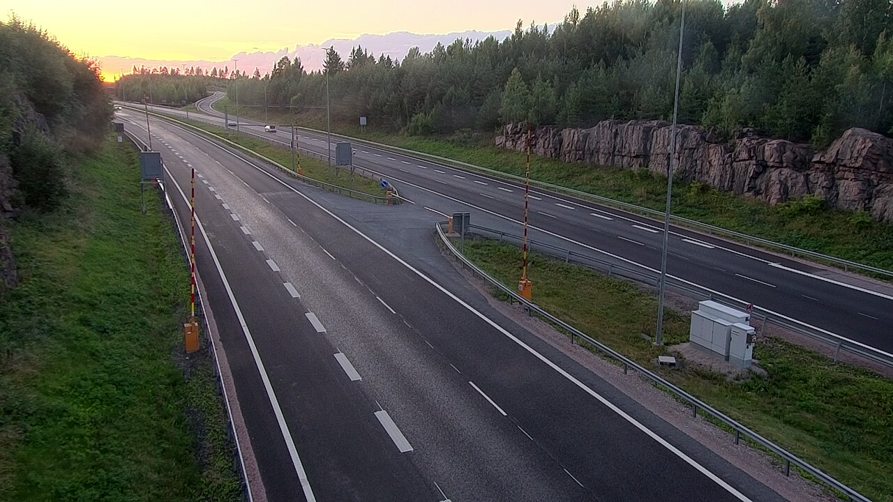 Kelikamerat Kuva Tie 1 Lohja, Tervakorpi, puomi länsi, Lohja, Uusimaa