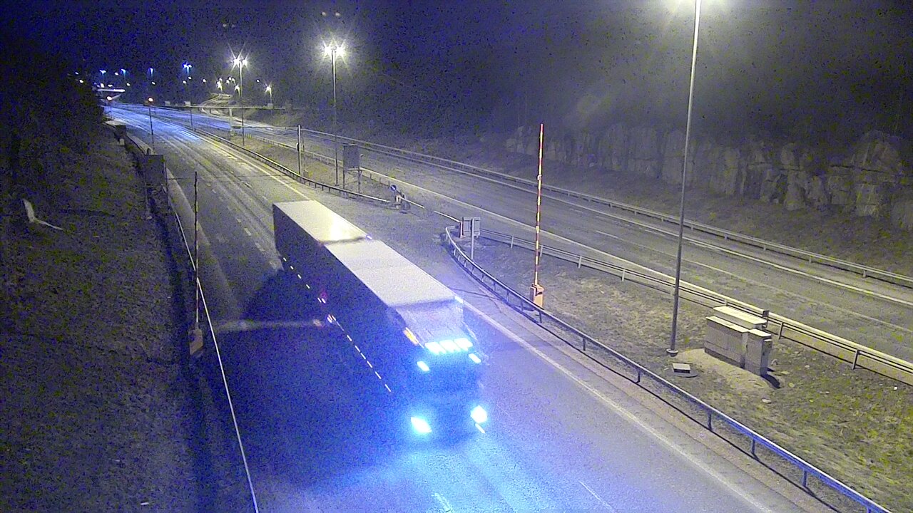 Kelikamerat Kuva Tie 1 Lohja, Tervakorpi, puomi länsi, Lohja, Uusimaa