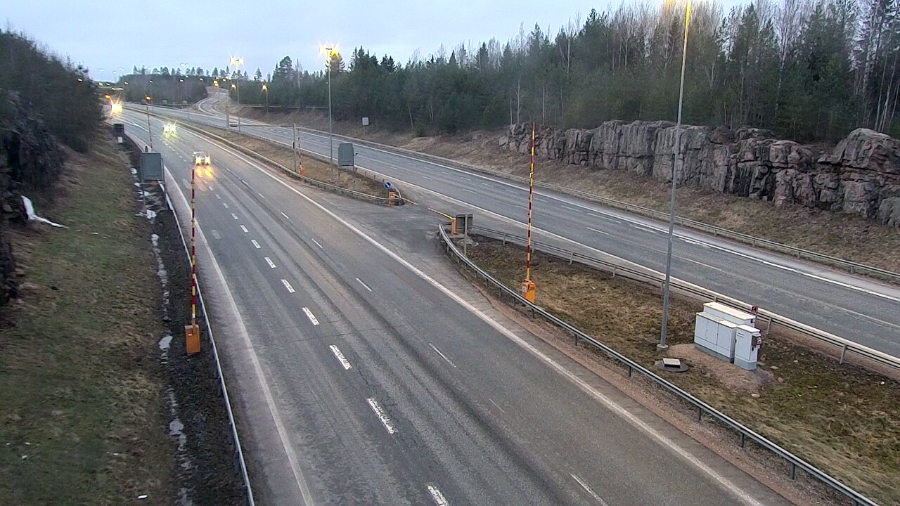 Kelikamerat Kuva Tie 1 Lohja, Tervakorpi, puomi länsi, Lohja, Uusimaa