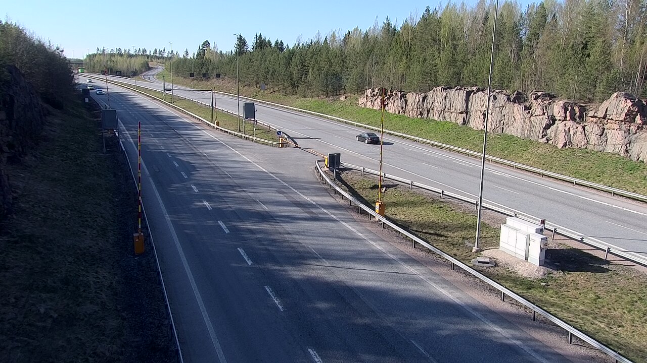 Kelikamerat Kuva Tie 1 Lohja, Tervakorpi, puomi länsi, Lohja, Uusimaa