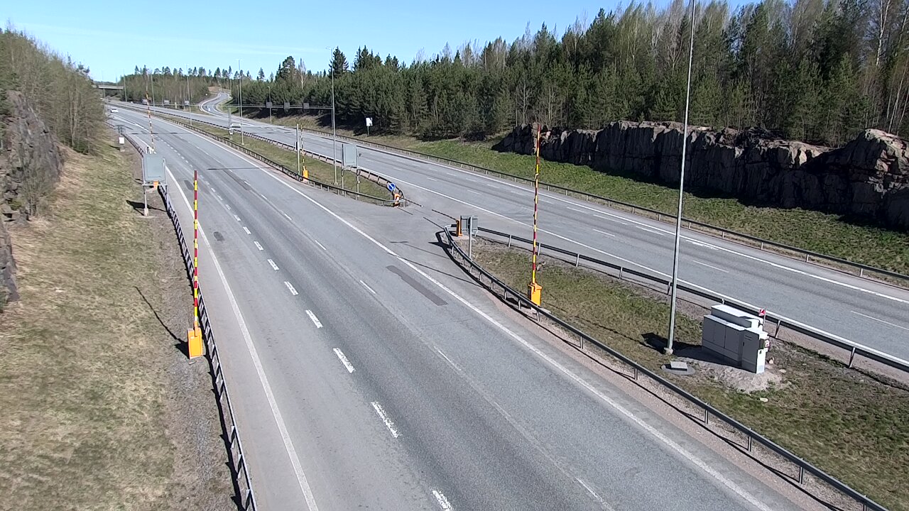 Kelikamerat Kuva Tie 1 Lohja, Tervakorpi, puomi länsi, Lohja, Uusimaa