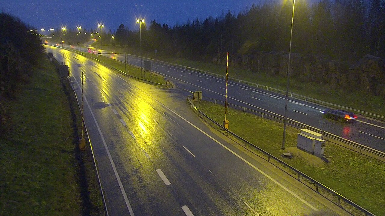 Kelikamerat Kuva Tie 1 Lohja, Tervakorpi, puomi länsi, Lohja, Uusimaa