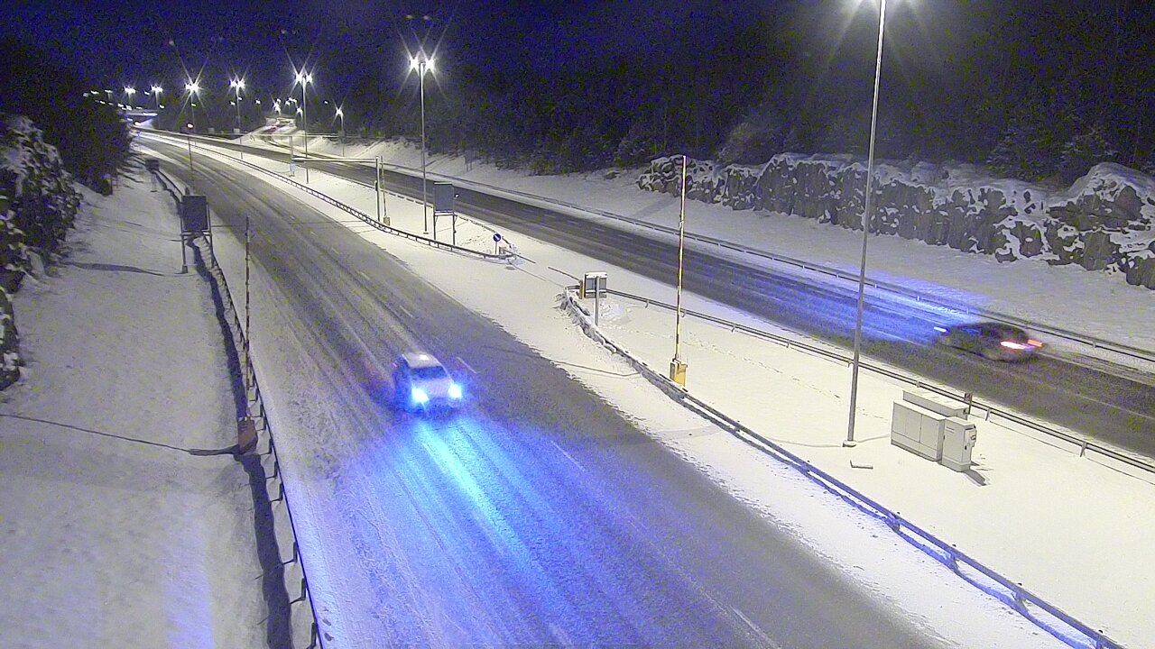 Kelikamerat Kuva Tie 1 Lohja, Tervakorpi, puomi länsi, Lohja, Uusimaa