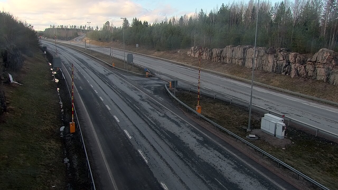 Weather Camera Image Road 1 Lohja, Tervakorpi, puomi länsi, Lohja, Uusimaa