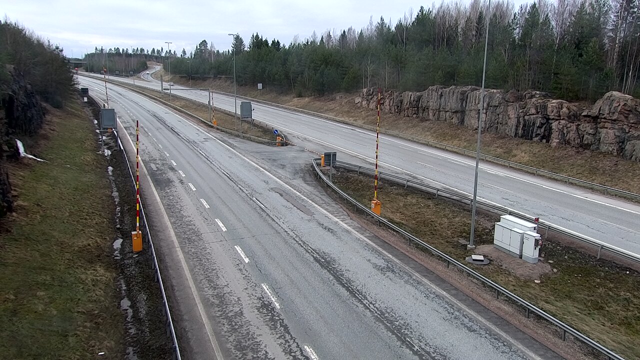 Kelikamerat Kuva Tie 1 Lohja, Tervakorpi, puomi länsi, Lohja, Uusimaa