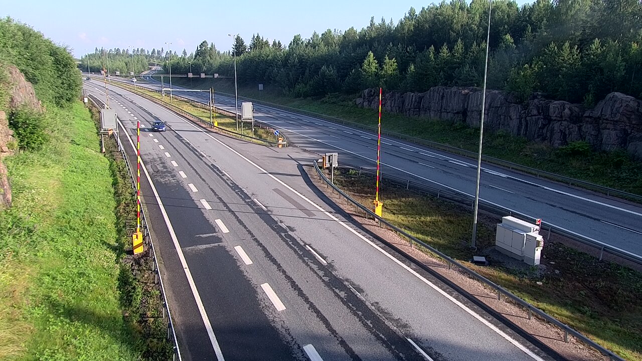 Weather Camera Image Väg 1 Lojo, Tervakorpi, puomi länsi, Lohja, Uusimaa