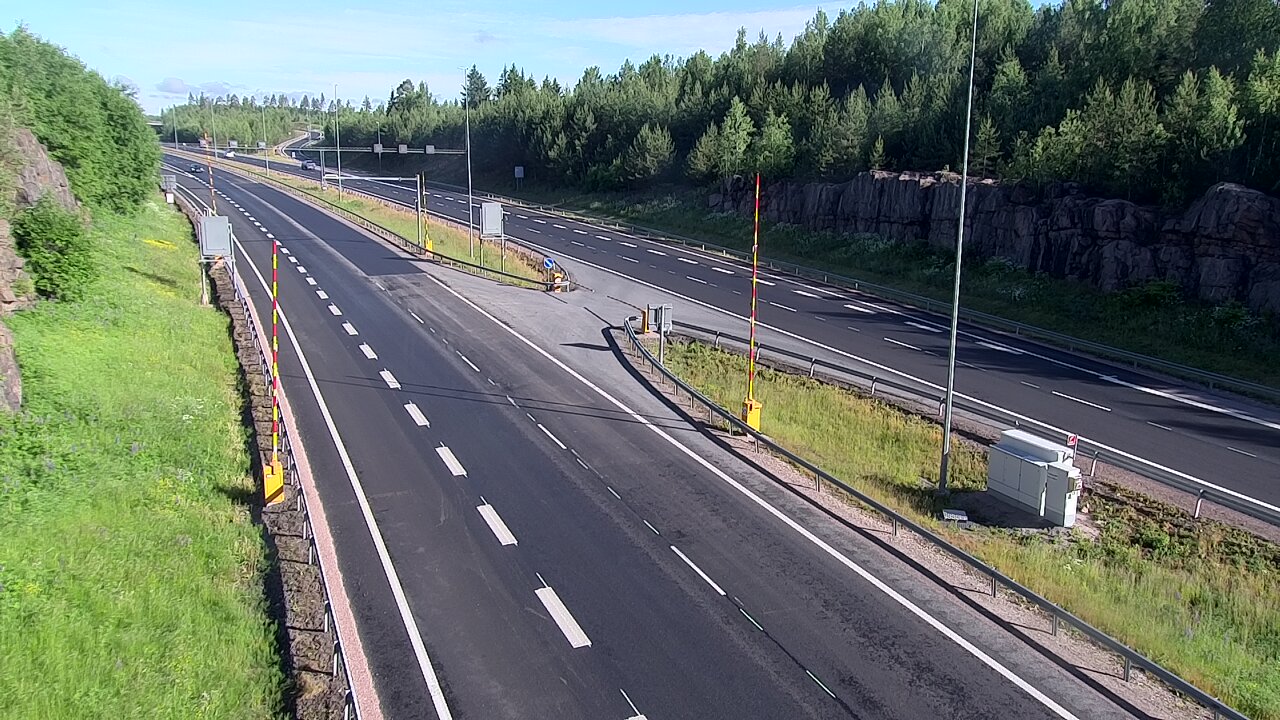 Kelikamerat Kuva Tie 1 Lohja, Tervakorpi, puomi länsi, Lohja, Uusimaa