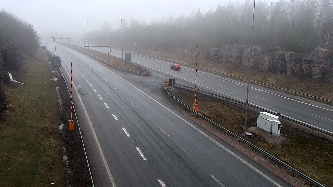 Kelikamerat Kuva Tie 1 Lohja, Tervakorpi, puomi länsi, Lohja, Uusimaa