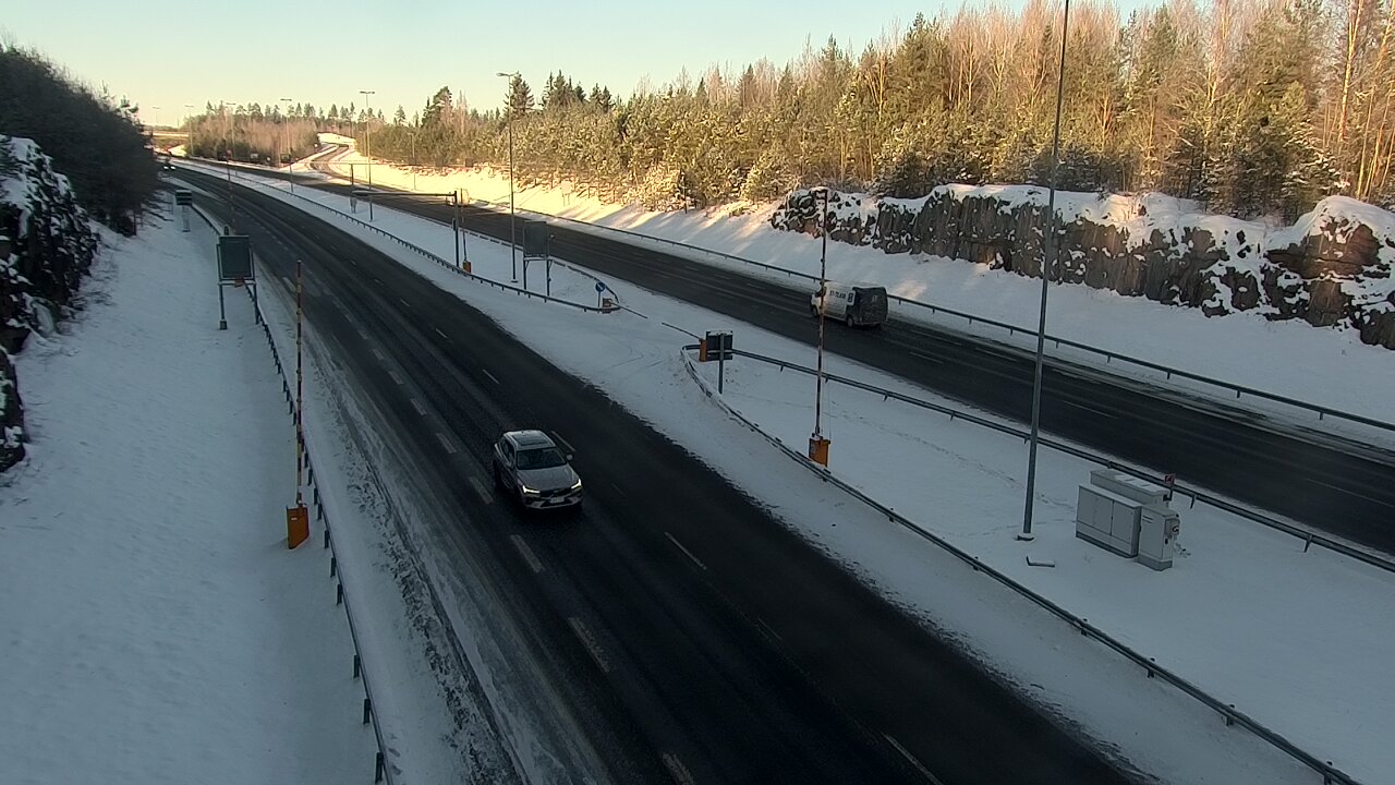 Weather Camera Image Road 1 Lohja, Tervakorpi, puomi länsi, Lohja, Uusimaa