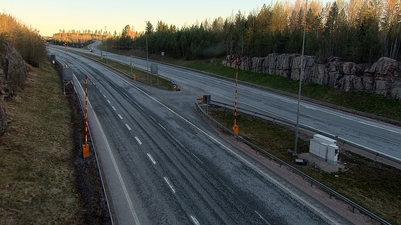 Kelikamerat Kuva Tie 1 Lohja, Tervakorpi, puomi länsi, Lohja, Uusimaa