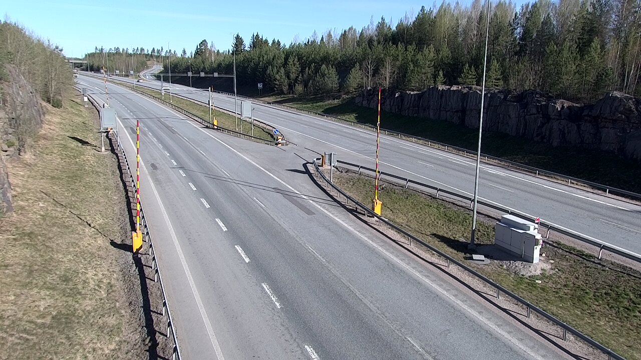 Kelikamerat Kuva Tie 1 Lohja, Tervakorpi, puomi länsi, Lohja, Uusimaa