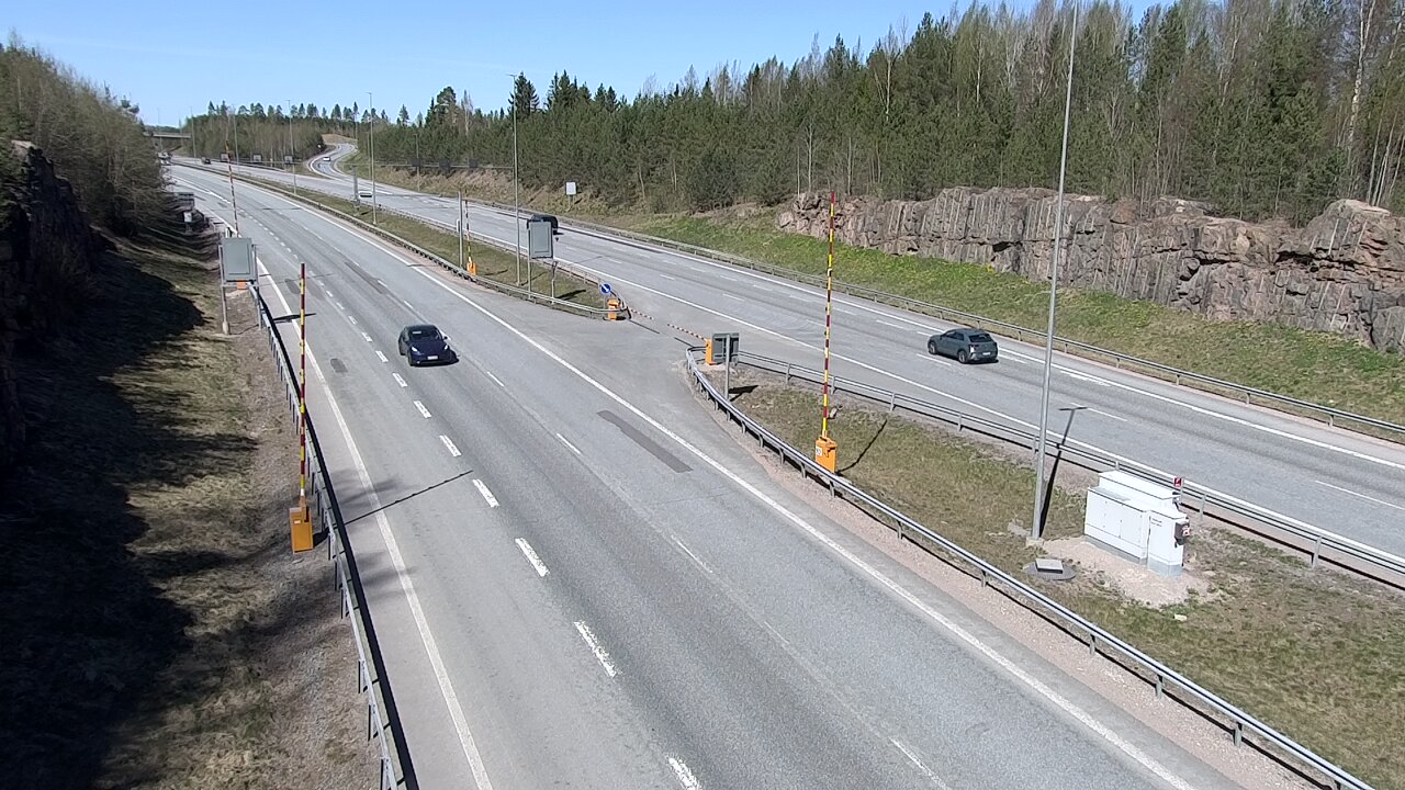 Kelikamerat Kuva Tie 1 Lohja, Tervakorpi, puomi länsi, Lohja, Uusimaa