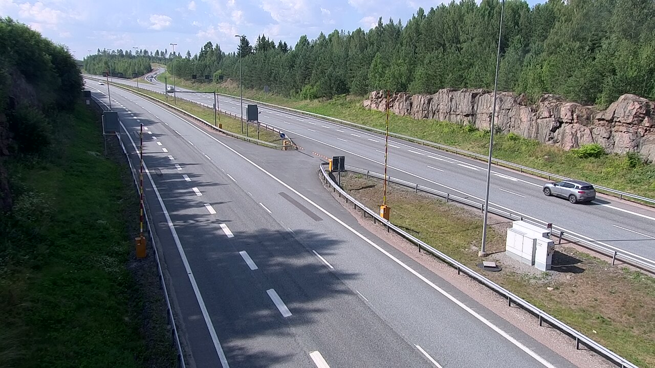 Weather Camera Image Väg 1 Lojo, Tervakorpi, puomi länsi, Lohja, Uusimaa