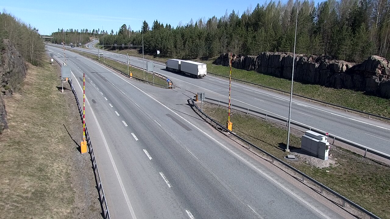 Kelikamerat Kuva Tie 1 Lohja, Tervakorpi, puomi länsi, Lohja, Uusimaa