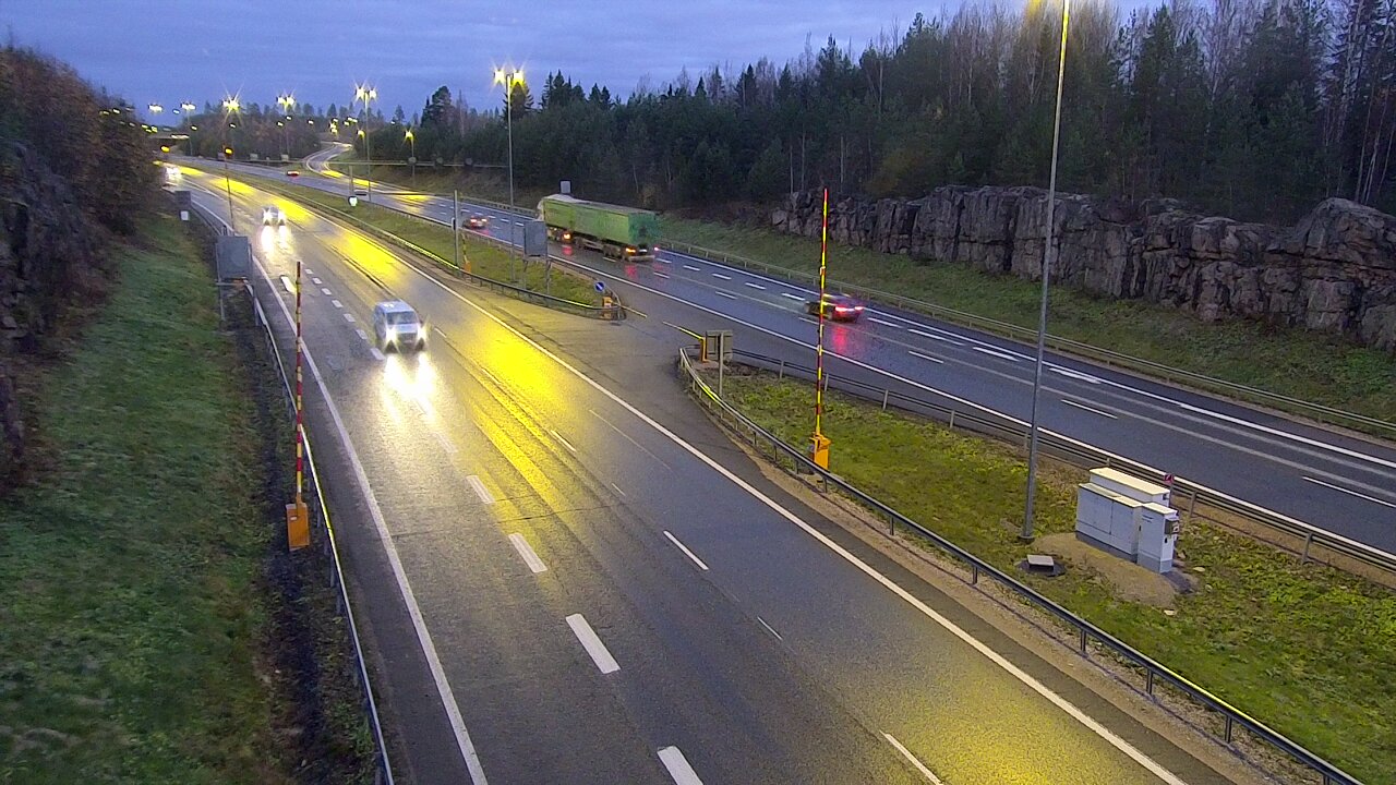 Kelikamerat Kuva Tie 1 Lohja, Tervakorpi, puomi länsi, Lohja, Uusimaa