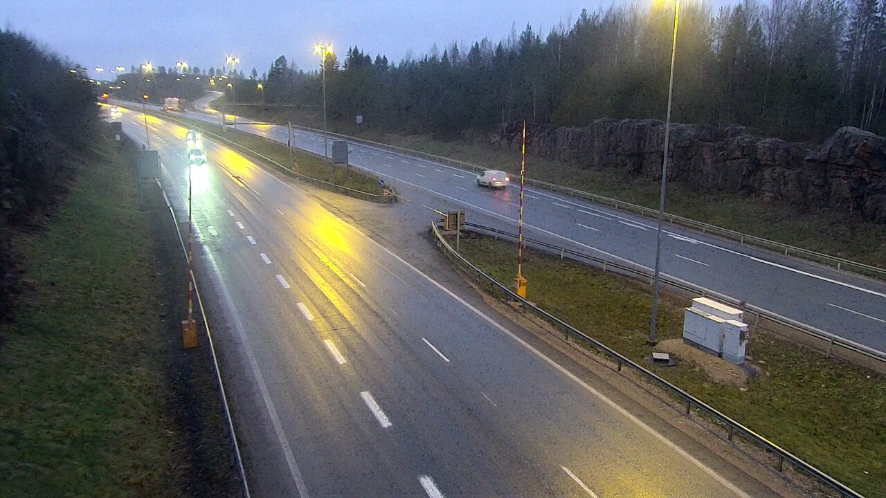 Weather Camera Image Väg 1 Lojo, Tervakorpi, puomi länsi, Lohja, Uusimaa