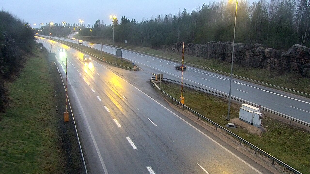 Weather Camera Image Väg 1 Lojo, Tervakorpi, puomi länsi, Lohja, Uusimaa