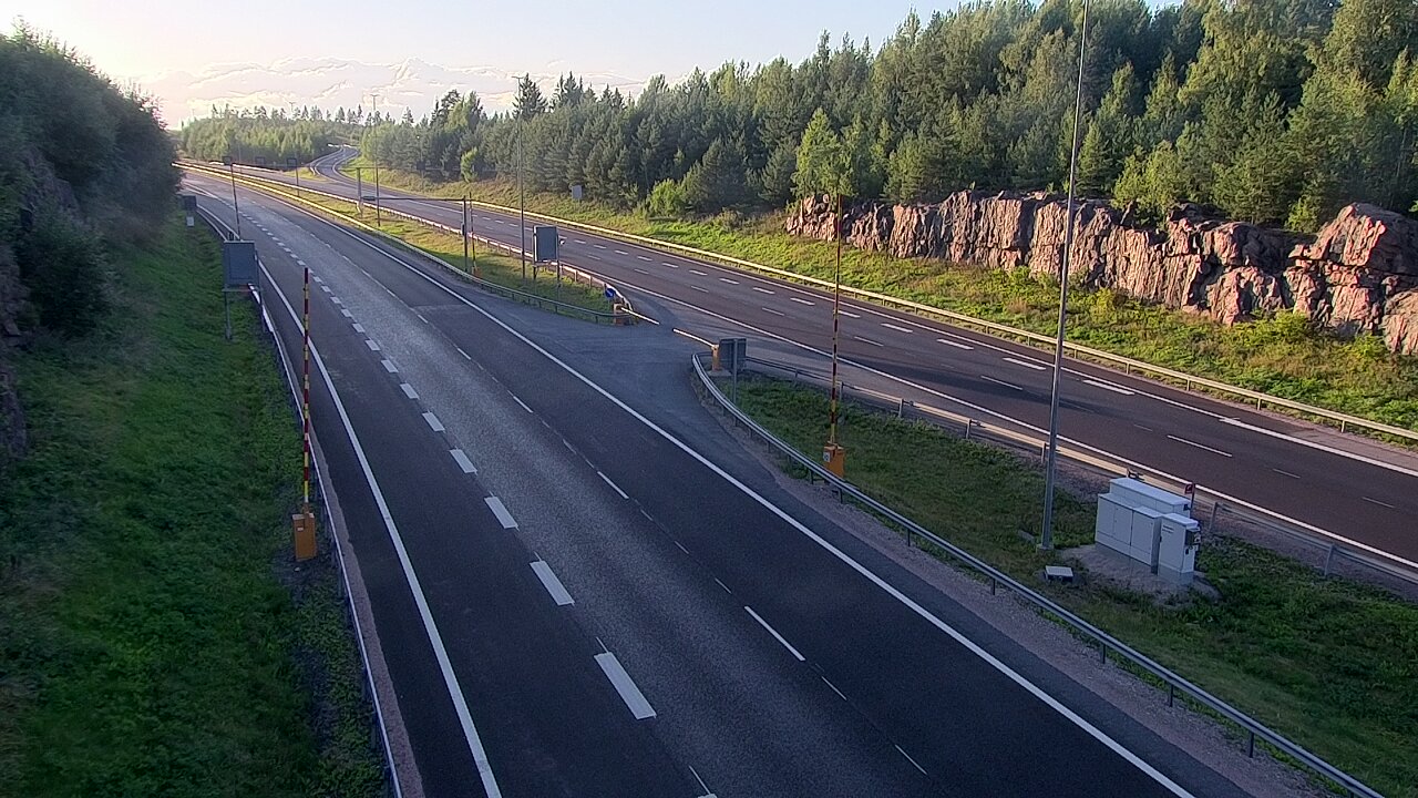 Kelikamerat Kuva Tie 1 Lohja, Tervakorpi, puomi länsi, Lohja, Uusimaa