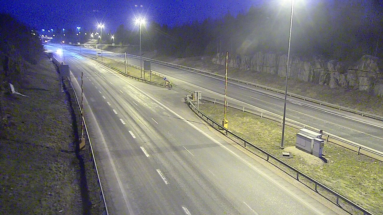 Kelikamerat Kuva Tie 1 Lohja, Tervakorpi, puomi länsi, Lohja, Uusimaa