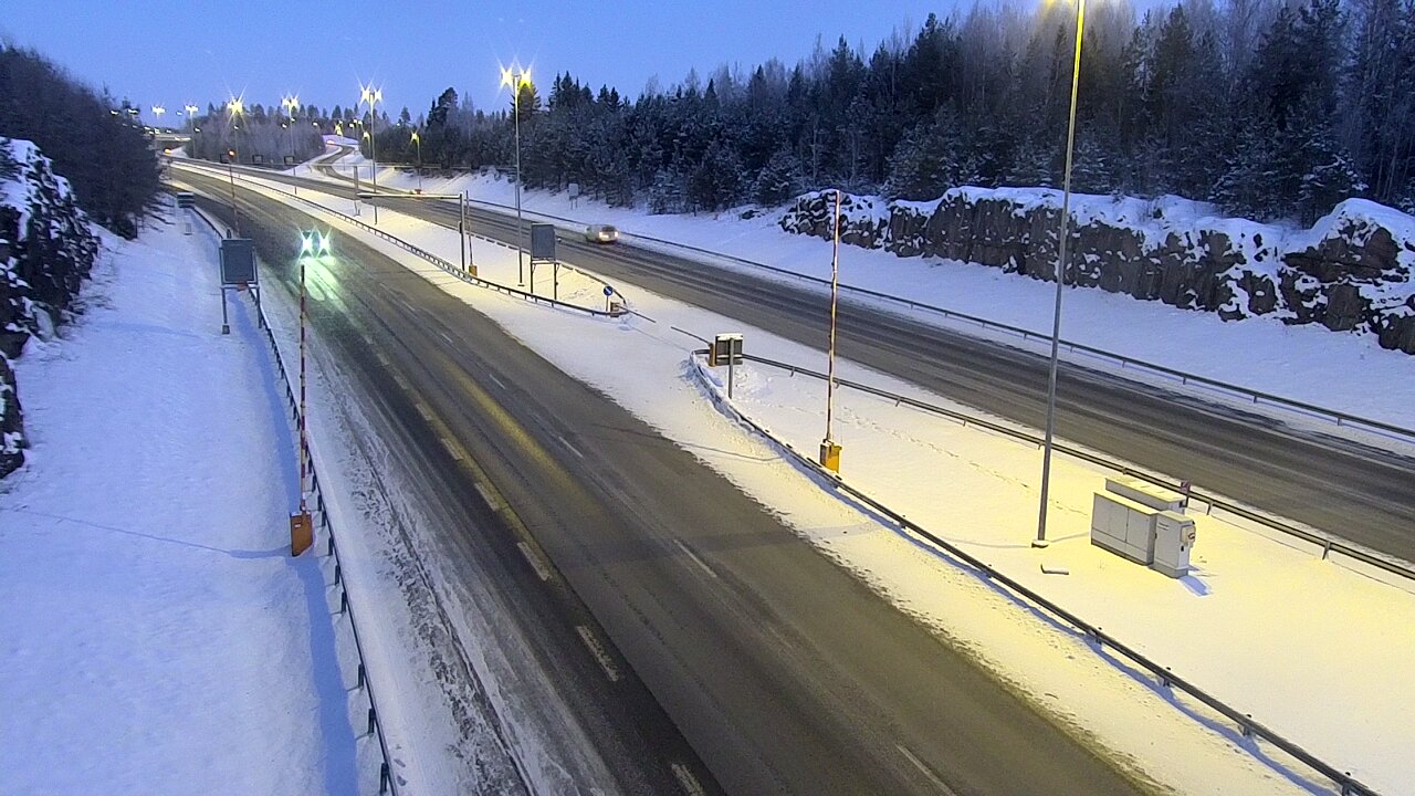 Kelikamerat Kuva Tie 1 Lohja, Tervakorpi, puomi länsi, Lohja, Uusimaa