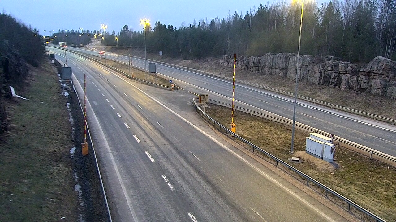 Kelikamerat Kuva Tie 1 Lohja, Tervakorpi, puomi länsi, Lohja, Uusimaa