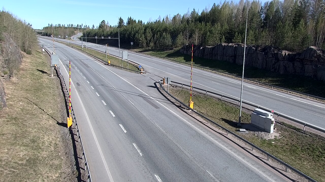 Kelikamerat Kuva Tie 1 Lohja, Tervakorpi, puomi länsi, Lohja, Uusimaa