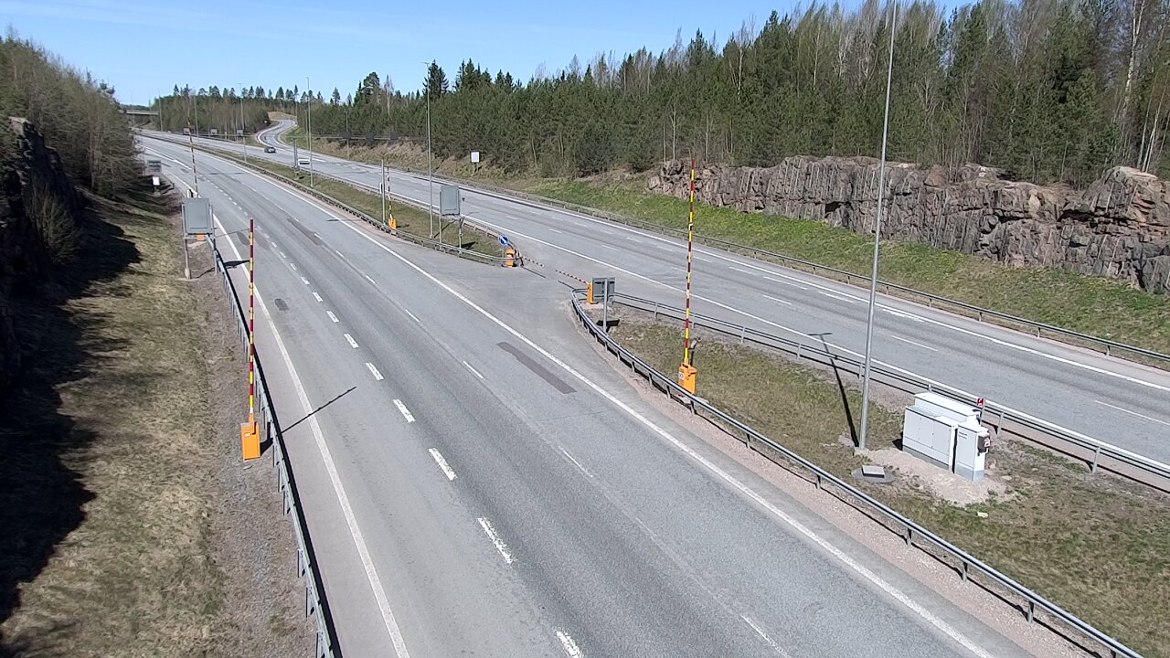 Kelikamerat Kuva Tie 1 Lohja, Tervakorpi, puomi länsi, Lohja, Uusimaa