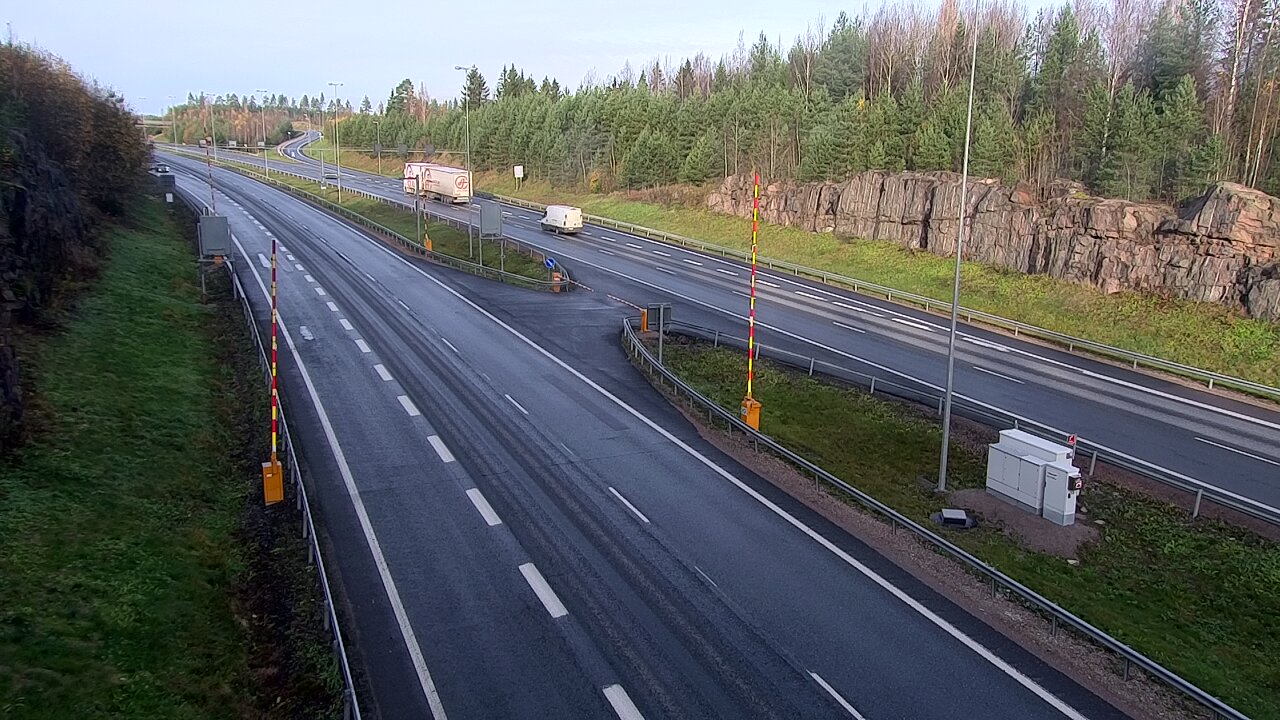 Kelikamerat Kuva Tie 1 Lohja, Tervakorpi, puomi länsi, Lohja, Uusimaa