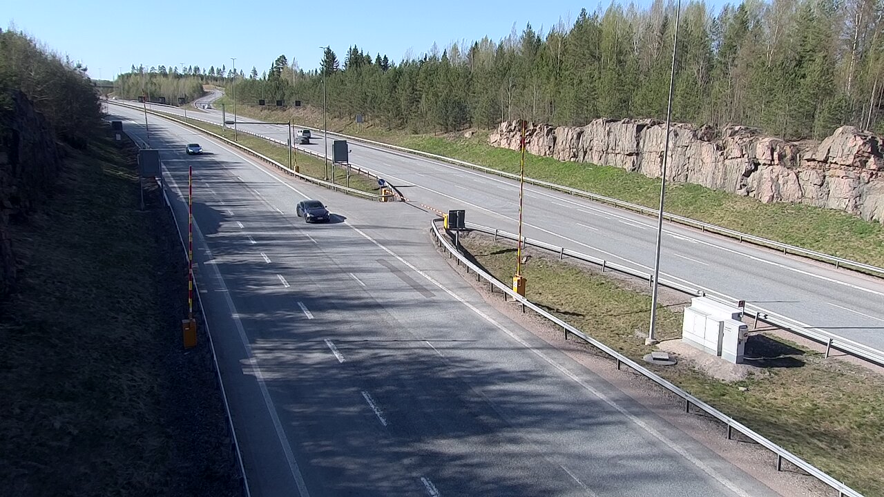 Kelikamerat Kuva Tie 1 Lohja, Tervakorpi, puomi länsi, Lohja, Uusimaa