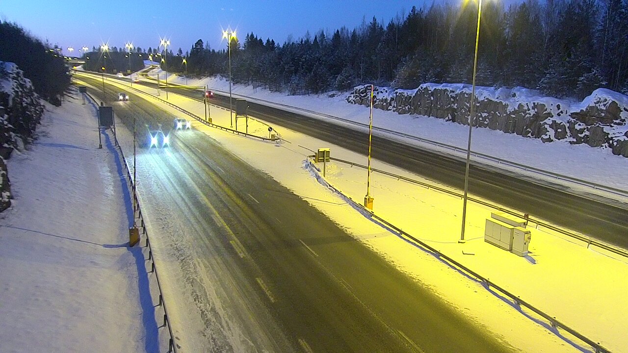 Kelikamerat Kuva Tie 1 Lohja, Tervakorpi, puomi länsi, Lohja, Uusimaa