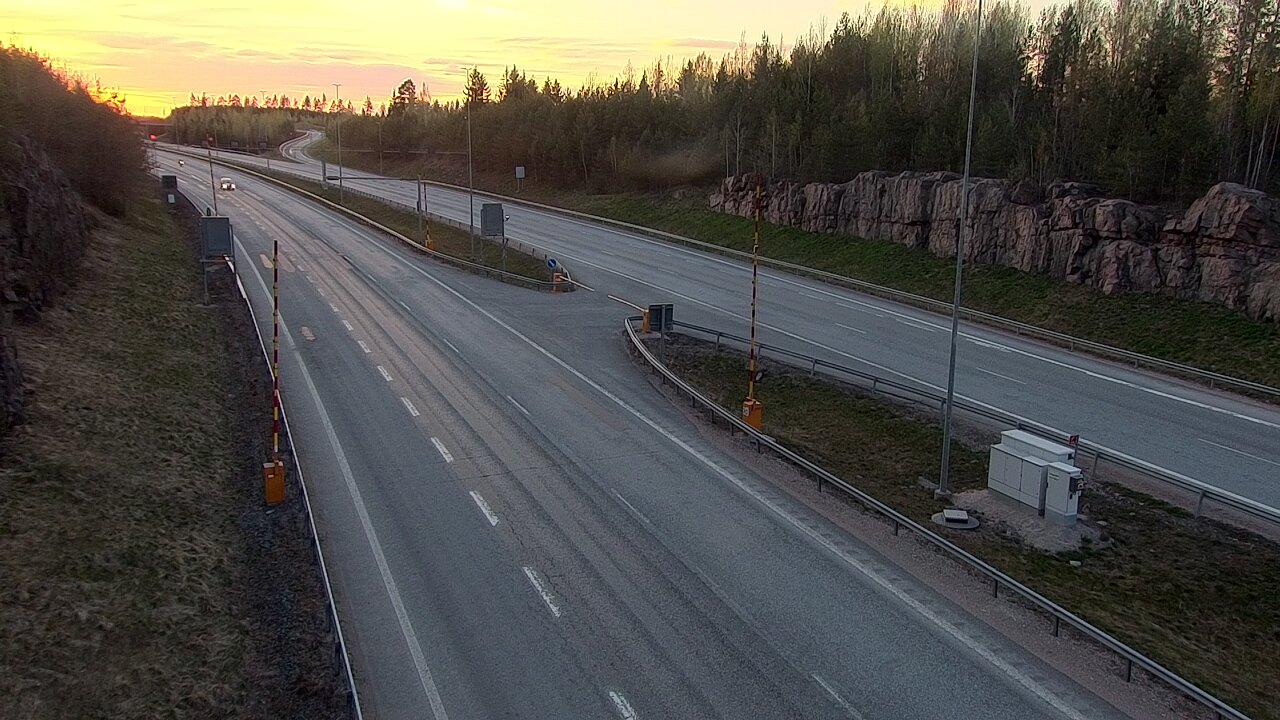 Kelikamerat Kuva Tie 1 Lohja, Tervakorpi, puomi länsi, Lohja, Uusimaa