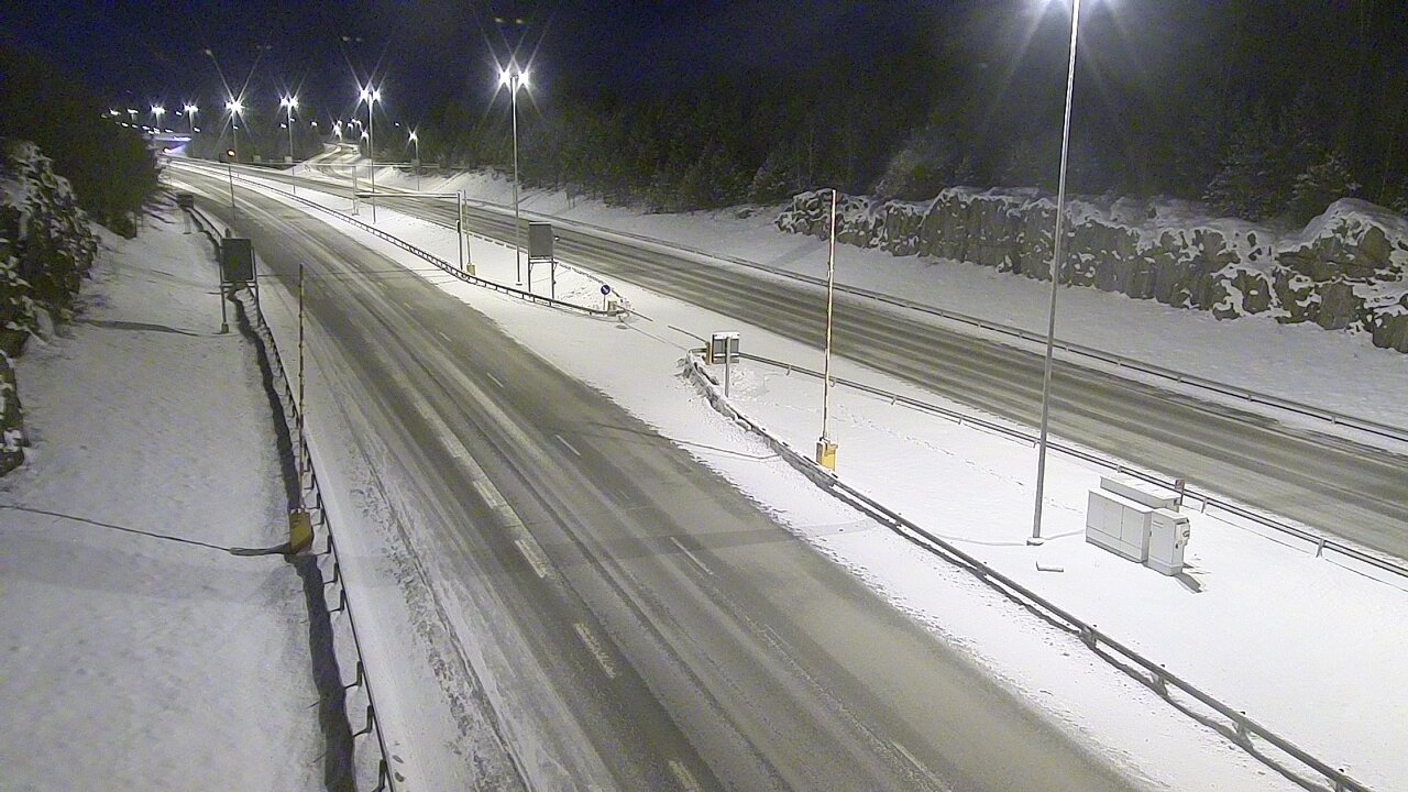 Kelikamerat Kuva Tie 1 Lohja, Tervakorpi, puomi länsi, Lohja, Uusimaa