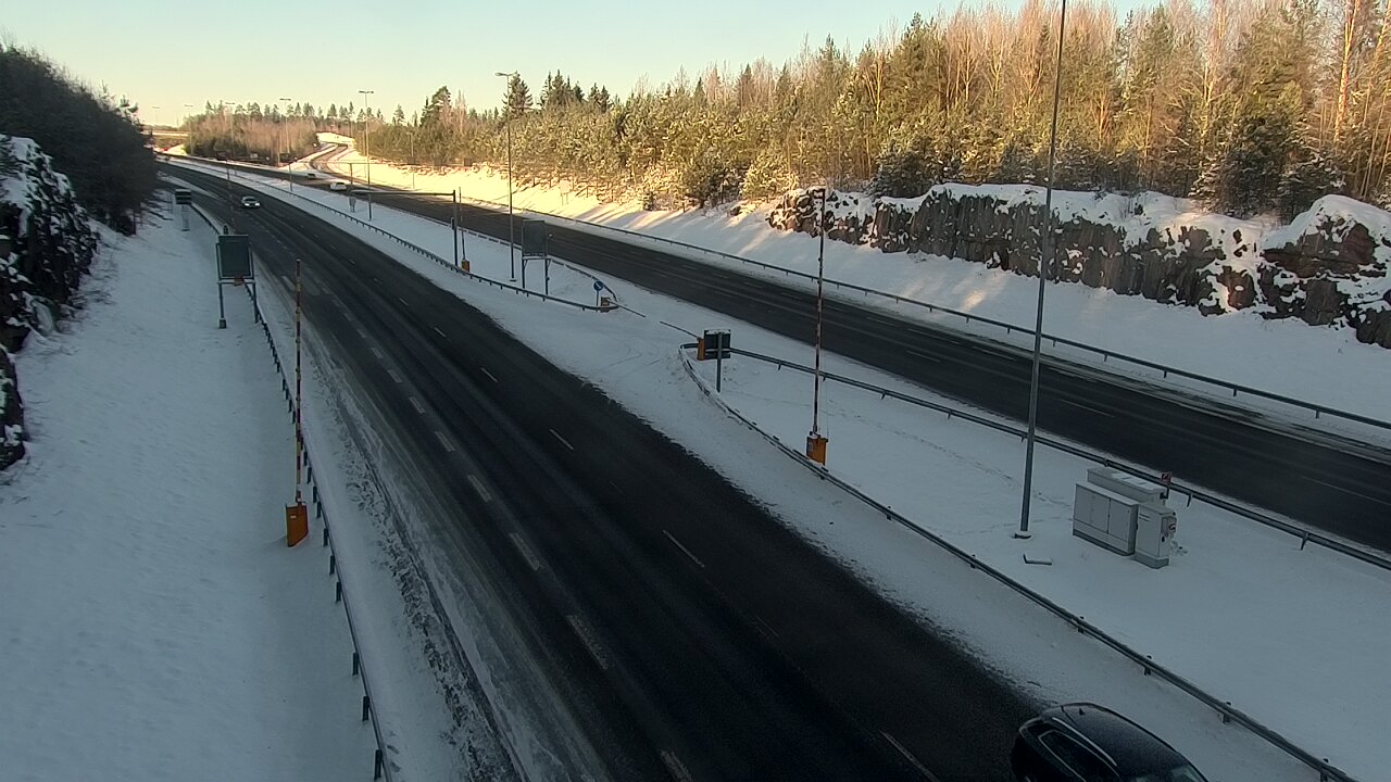 Weather Camera Image Road 1 Lohja, Tervakorpi, puomi länsi, Lohja, Uusimaa