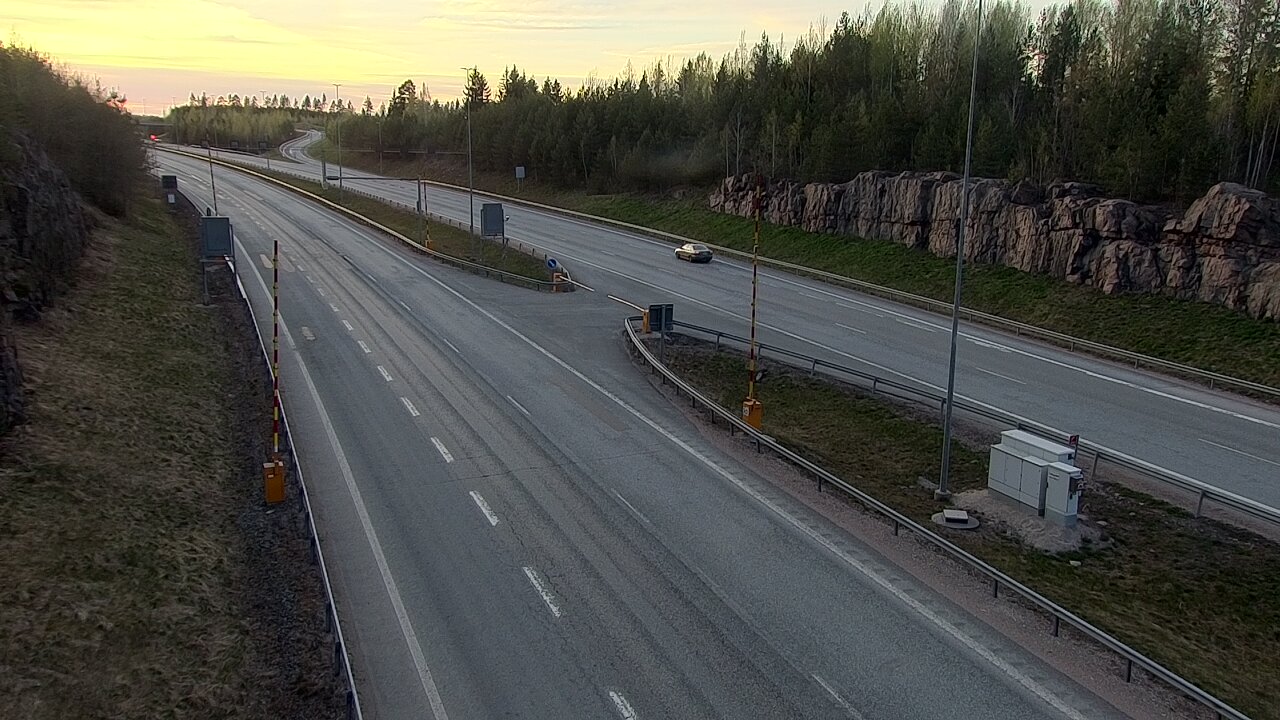 Kelikamerat Kuva Tie 1 Lohja, Tervakorpi, puomi länsi, Lohja, Uusimaa