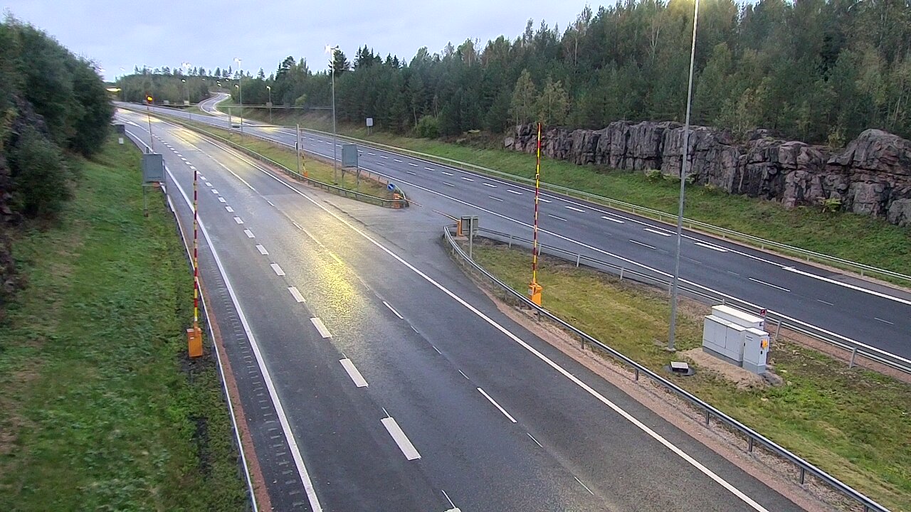 Kelikamerat Kuva Tie 1 Lohja, Tervakorpi, puomi länsi, Lohja, Uusimaa