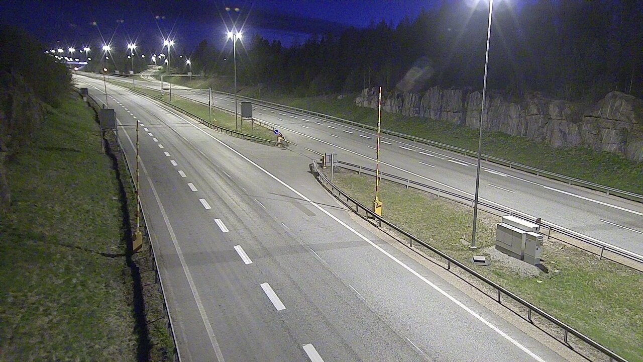 Kelikamerat Kuva Tie 1 Lohja, Tervakorpi, puomi länsi, Lohja, Uusimaa