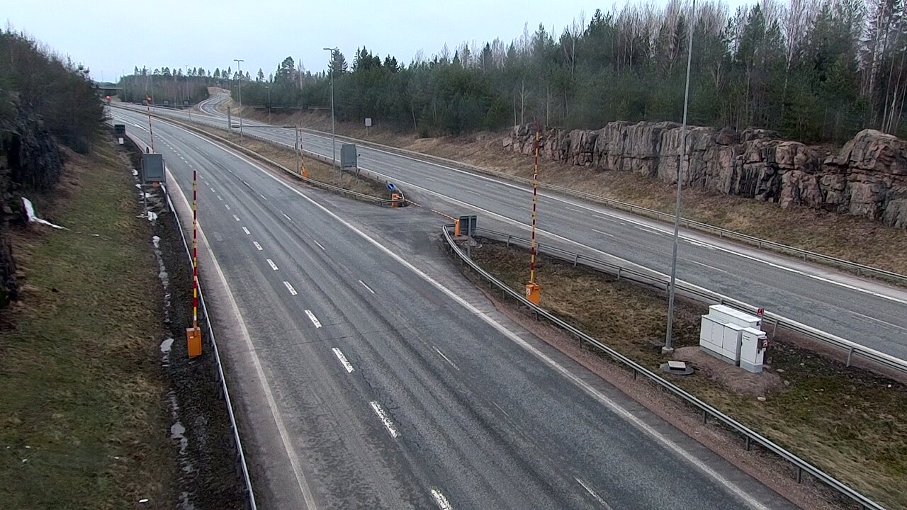 Kelikamerat Kuva Tie 1 Lohja, Tervakorpi, puomi länsi, Lohja, Uusimaa