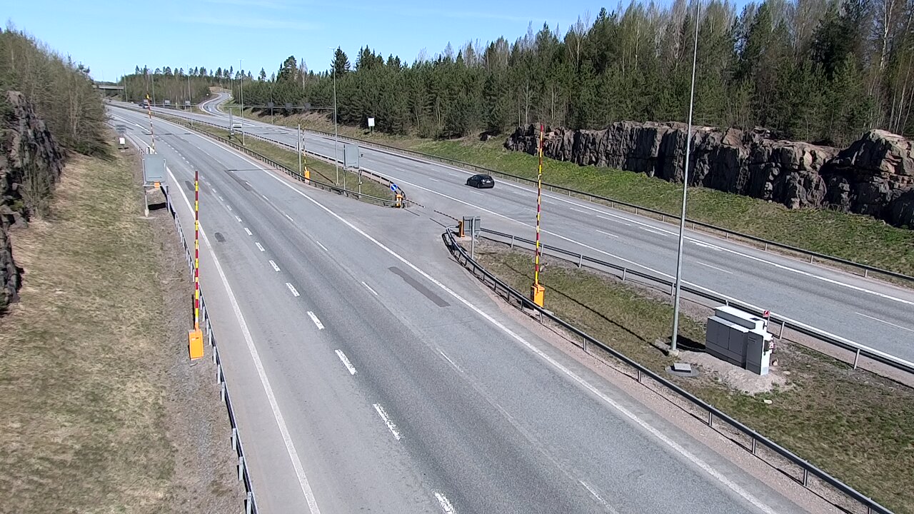 Kelikamerat Kuva Tie 1 Lohja, Tervakorpi, puomi länsi, Lohja, Uusimaa