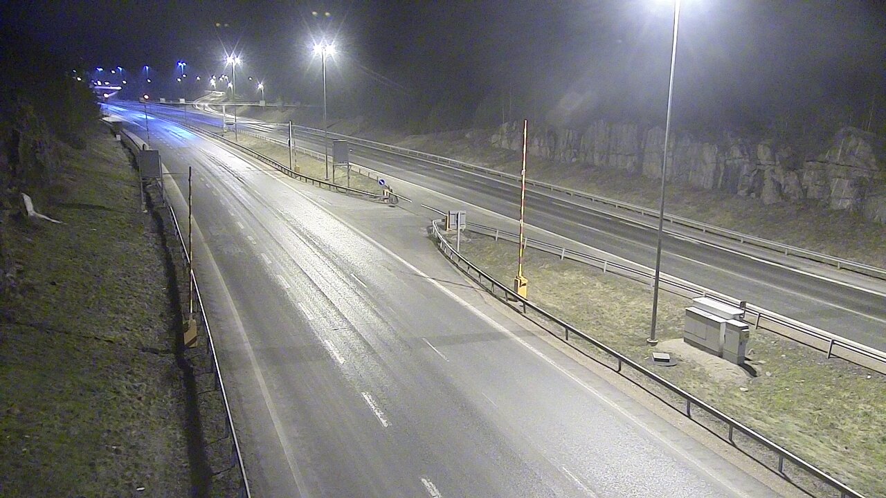 Kelikamerat Kuva Tie 1 Lohja, Tervakorpi, puomi länsi, Lohja, Uusimaa