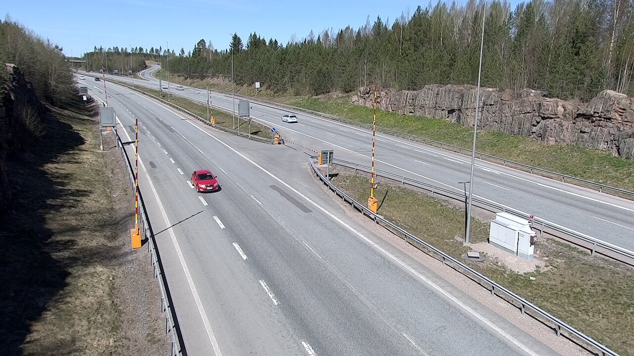 Kelikamerat Kuva Tie 1 Lohja, Tervakorpi, puomi länsi, Lohja, Uusimaa