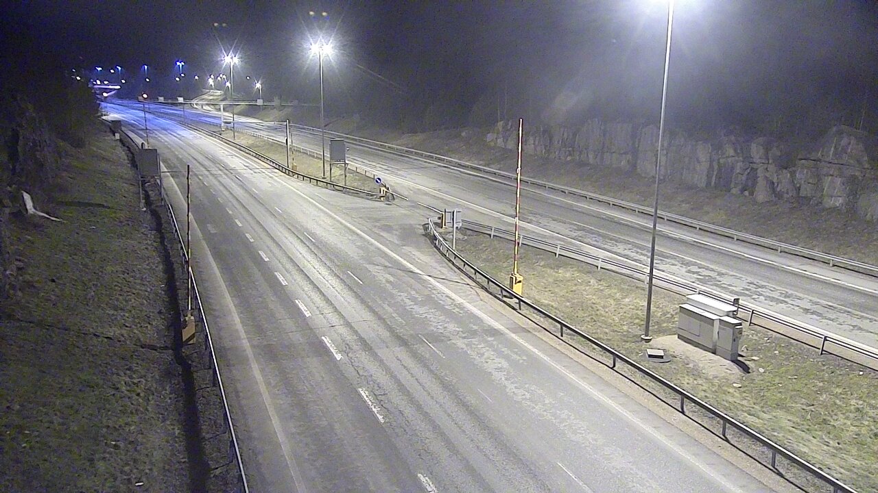 Kelikamerat Kuva Tie 1 Lohja, Tervakorpi, puomi länsi, Lohja, Uusimaa