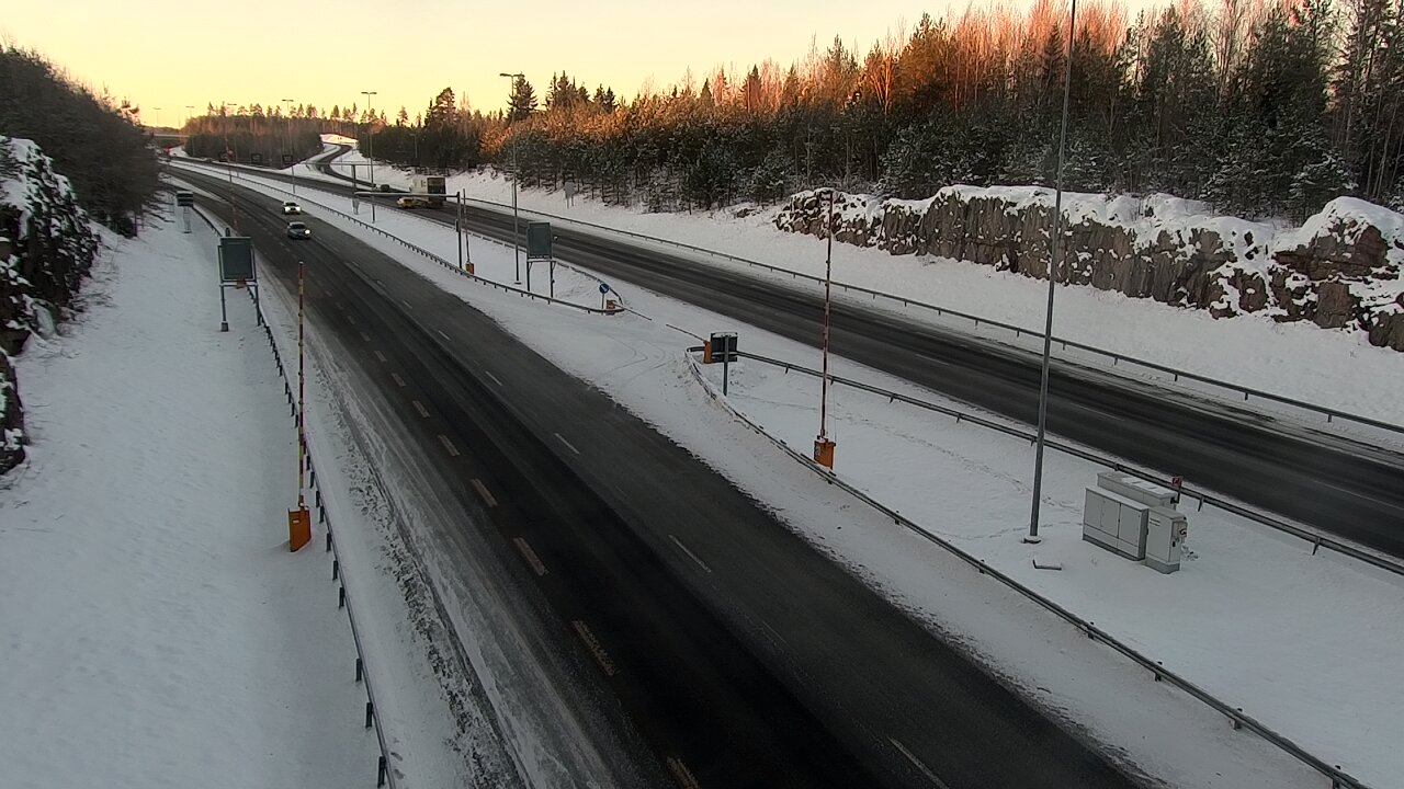 Weather Camera Image Road 1 Lohja, Tervakorpi, puomi länsi, Lohja, Uusimaa