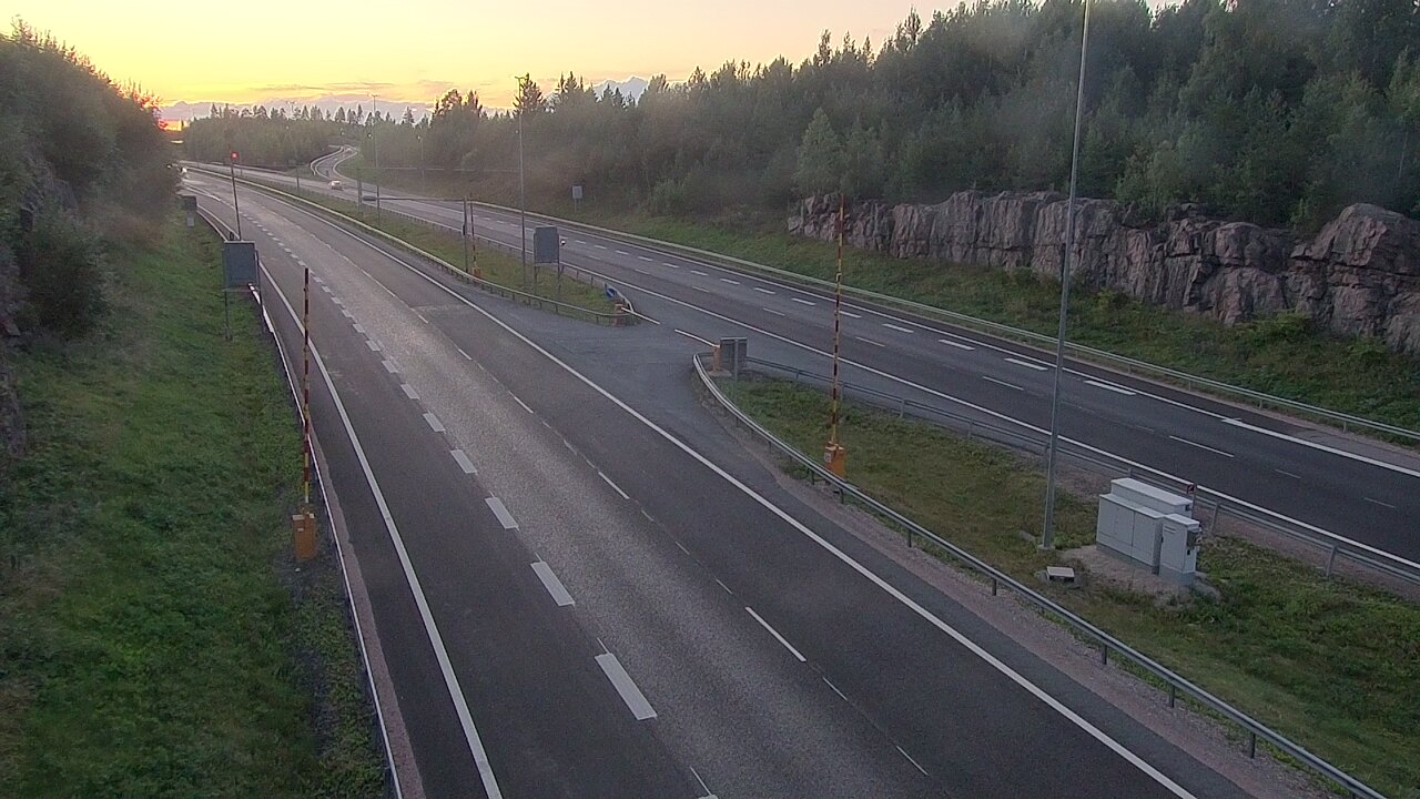 Kelikamerat Kuva Tie 1 Lohja, Tervakorpi, puomi länsi, Lohja, Uusimaa
