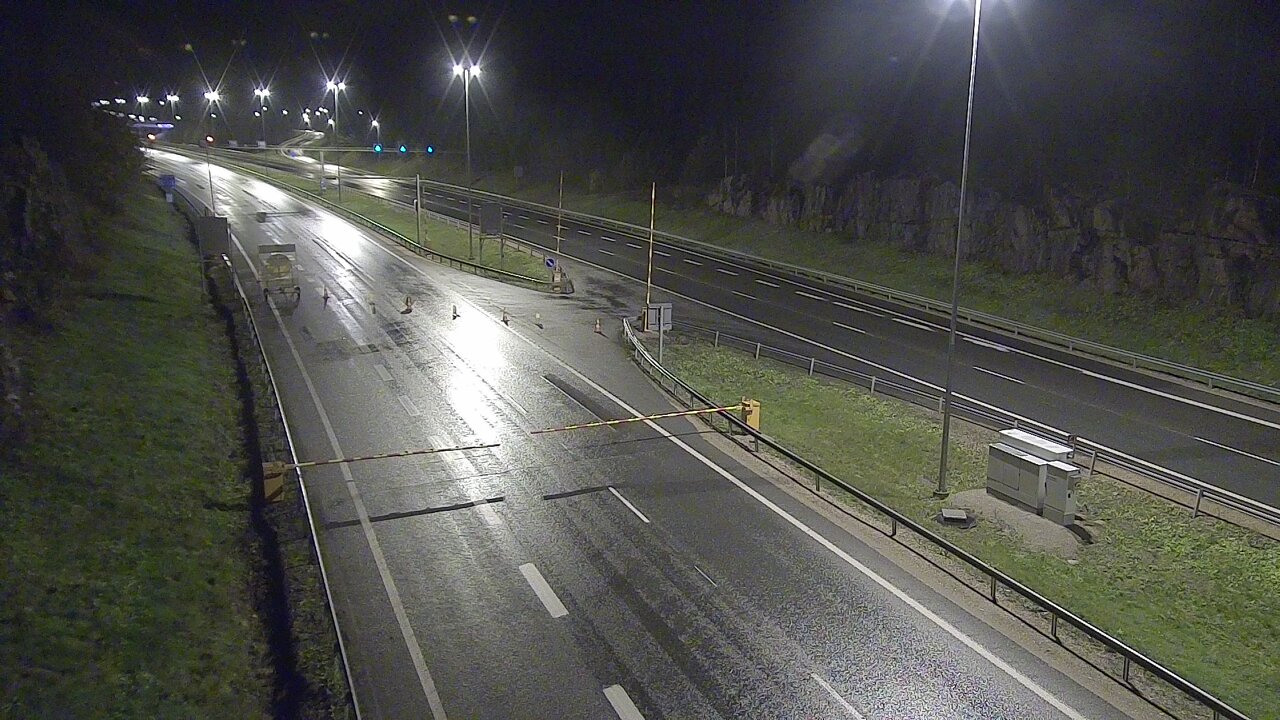 Kelikamerat Kuva Tie 1 Lohja, Tervakorpi, puomi länsi, Lohja, Uusimaa